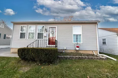 913 Westwood Ave, Joliet, IL 60435