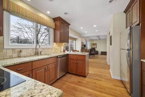 502 Brentwood Dr, Morris, IL 60450 photo 11
