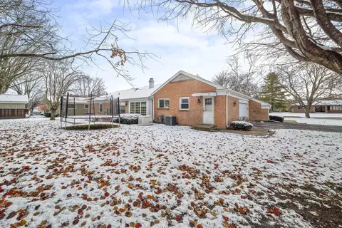 502 Brentwood Dr, Morris, IL 60450 photo 24