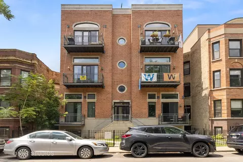 3734 N Wilton St #2S, Chicago, IL 60613