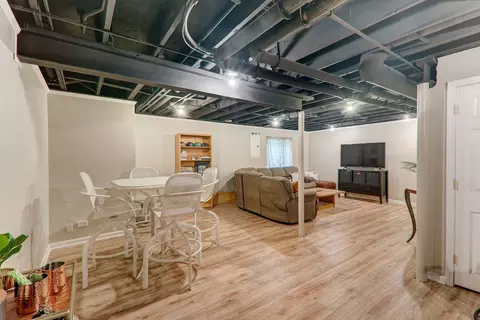 980 Oak Ridge Blvd, Elgin, IL 60120 photo 37
