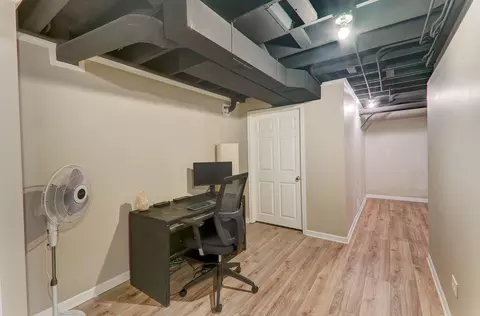 980 Oak Ridge Blvd, Elgin, IL 60120 photo 39