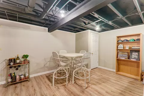 980 Oak Ridge Blvd, Elgin, IL 60120 photo 38