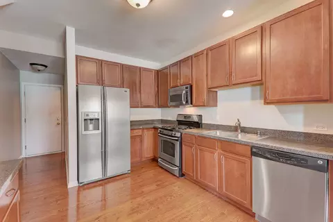 980 Oak Ridge Blvd, Elgin, IL 60120 photo 16
