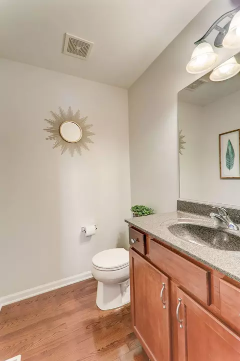 980 Oak Ridge Blvd, Elgin, IL 60120 photo 20