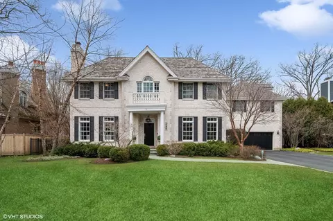 249 Mary St, Glencoe, IL 60022