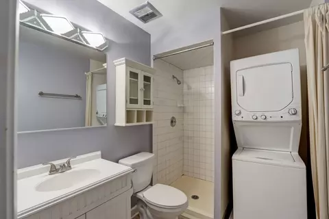 550 E Main St #2E, Barrington, IL 60010 photo 9