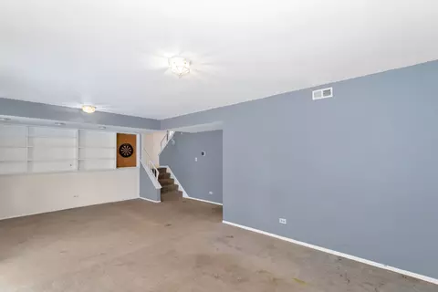 1900 Chippendale Rd, Hoffman Estates, IL 60169 photo 29
