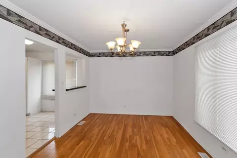 1900 Chippendale Rd, Hoffman Estates, IL 60169 photo 13