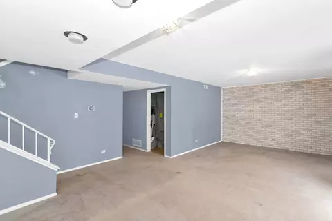 1900 Chippendale Rd, Hoffman Estates, IL 60169 photo 28