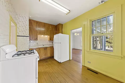 531 Delles Rd, Wheaton, IL 60187 photo 9