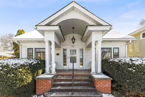 531 Delles Rd, Wheaton, IL 60187 photo 3