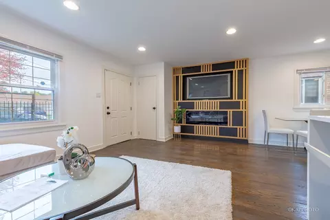 944 E 72nd St, Chicago, IL 60619 photo 6