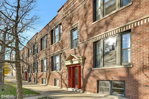 2916 W Berteau Ave #1, Chicago, IL 60618