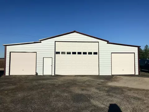 206 N West St, Dover, IL 61323 photo 4