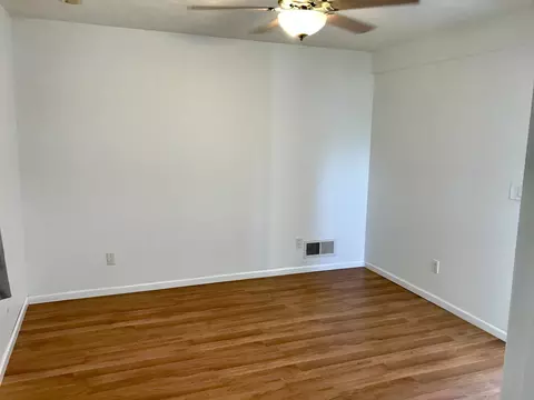206 N West St, Dover, IL 61323 photo 10
