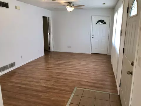 206 N West St, Dover, IL 61323 photo 7
