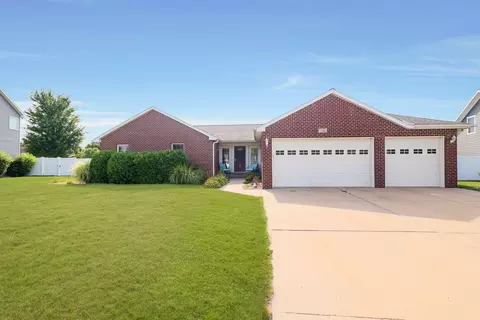1244 Edna Cir, Ottawa, IL 61350