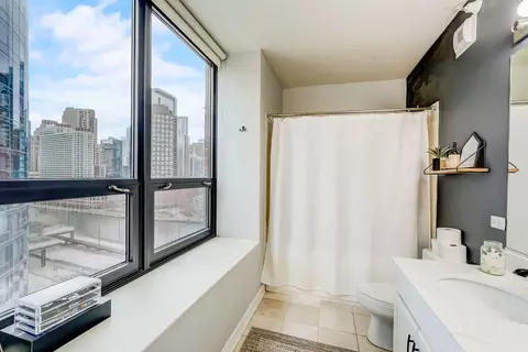 450 E Waterside Dr #709, Chicago, IL 60601 photo 21