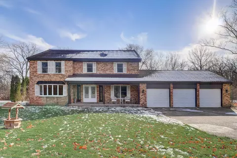 1770 Saddle Hill Rd, Libertyville, IL 60048