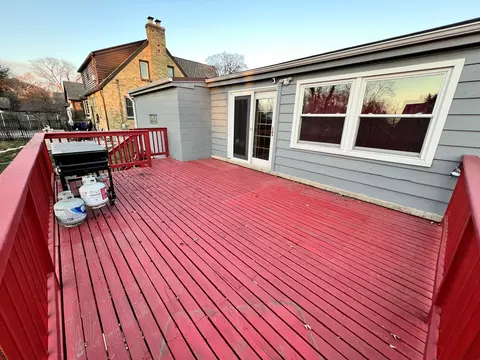 808 Bellevue Ave, Elgin, IL 60120 photo 28