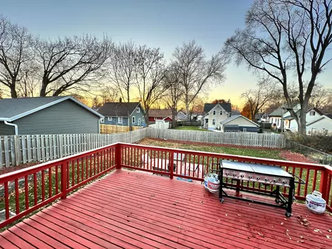 808 Bellevue Ave, Elgin, IL 60120 photo 29