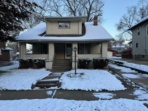 1115 S Maple Ave, Freeport, IL 61032