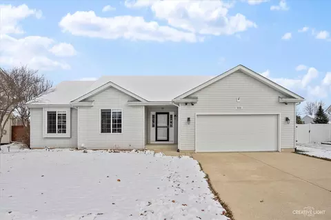 1316 Evergreen Ln, Yorkville, IL 60560