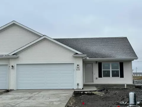 610 Jerin Ct, Fisher, IL 61843