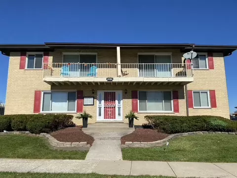 2450 198th St, Lynwood, IL 60411