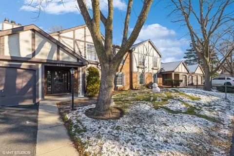 4780 Calvert Dr #B1, Rolling Meadows, IL 60008