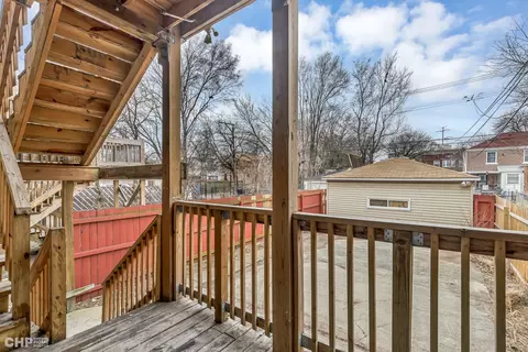 6804 S Champlain Ave, Chicago, IL 60637 photo 10