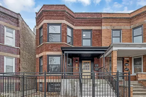 6804 S Champlain Ave, Chicago, IL 60637