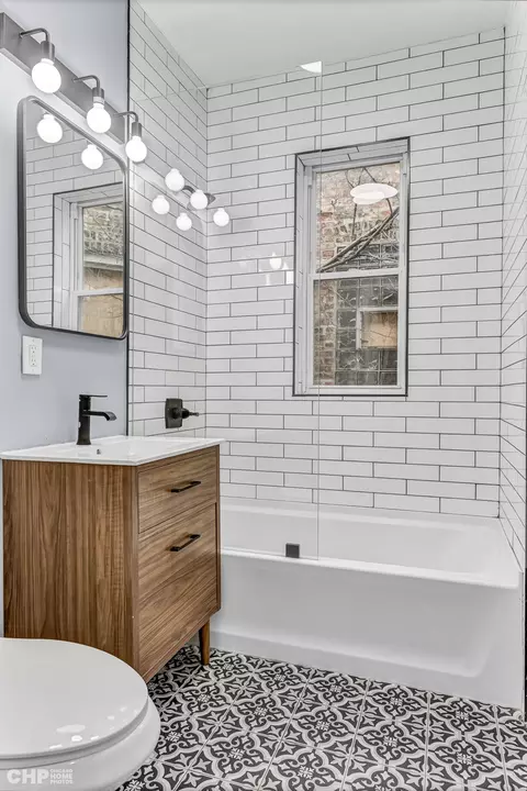 6804 S Champlain Ave, Chicago, IL 60637 photo 14