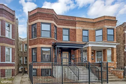 6804 S Champlain Ave, Chicago, IL 60637 photo 2
