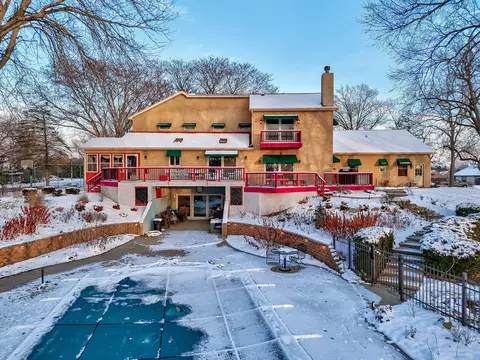 Exterior - 2525 E 1669th Rd, Ottawa, IL 61350 photo 4 of 12