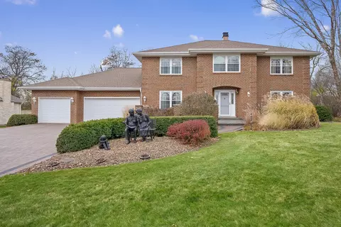 9012 Tara Hill Rd, Darien, IL 60561
