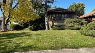 538 S Illinois Ave, Villa Park, IL 60181