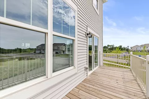 576 Wolverine Dr, Aurora, IL 60502 photo 28