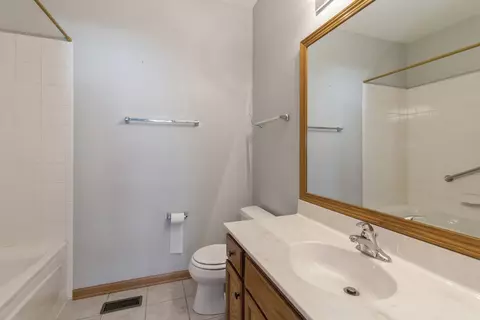 21107 W Braxton Ln #21107, Plainfield, IL 60544 photo 8