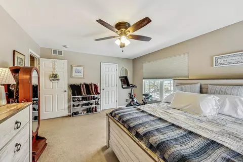 2631 Evergreen Cir, Mchenry, IL 60050 photo 23