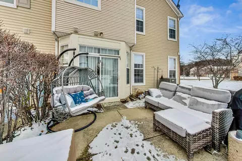 2631 Evergreen Cir, Mchenry, IL 60050 photo 25