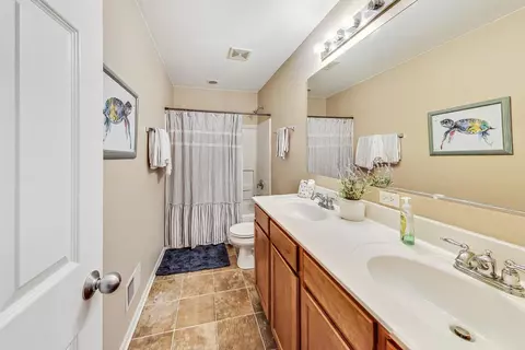 2631 Evergreen Cir, Mchenry, IL 60050 photo 24