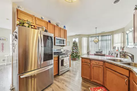 2631 Evergreen Cir, Mchenry, IL 60050 photo 13