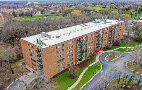 1800 Huntington Blvd #403, Hoffman Estates, IL 60169