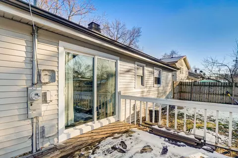 1336 Blackhawk Dr, Elgin, IL 60120 photo 23