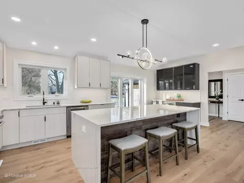 6149 Western Ave, Willowbrook, IL 60527 photo 13