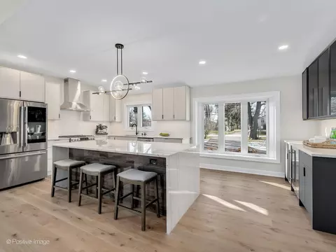 6149 Western Ave, Willowbrook, IL 60527 photo 8