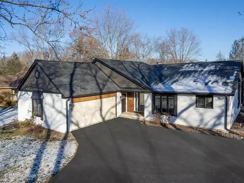 6149 Western Ave, Willowbrook, IL 60527