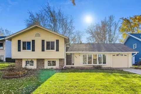 1640 Edison Cir, Hanover Park, IL 60133